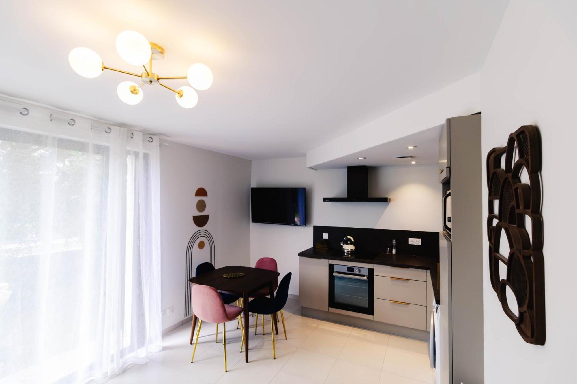 Au Jardin Ginkgo Apartment Quimper Bagian luar foto